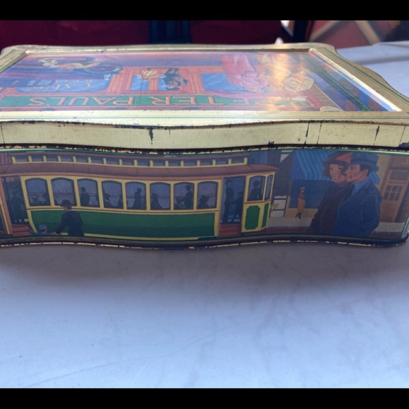 1930's Classy People on Tin Vintage - Picture 4 of 7